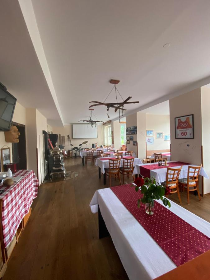 Lyzarska Bouda Domovina Hotel Špindlerŭv Mlýn Luaran gambar