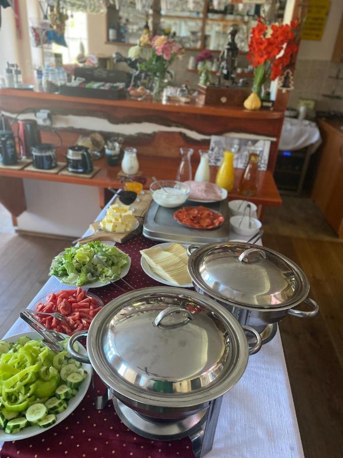 Lyzarska Bouda Domovina Hotel Špindlerŭv Mlýn Luaran gambar