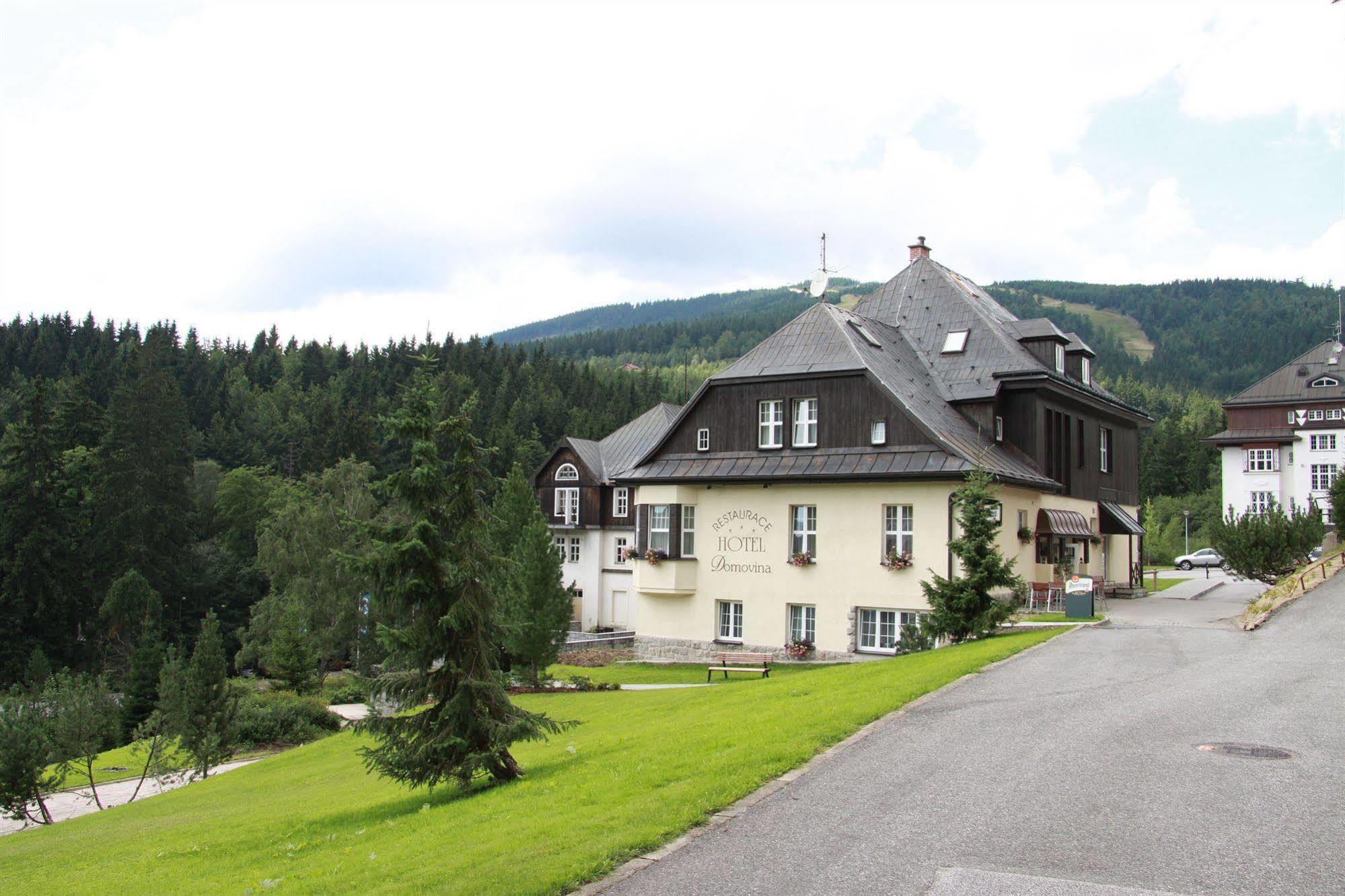 Lyzarska Bouda Domovina Hotel Špindlerŭv Mlýn Luaran gambar