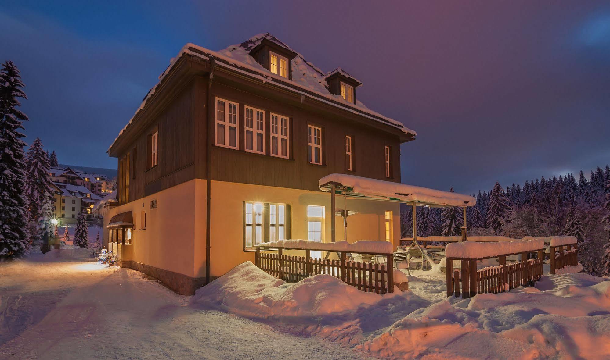 Lyzarska Bouda Domovina Hotel Špindlerŭv Mlýn Luaran gambar